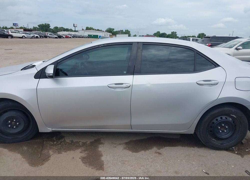 2015 TOYOTA COROLLA VIN: 5YFBURHE3FP209605