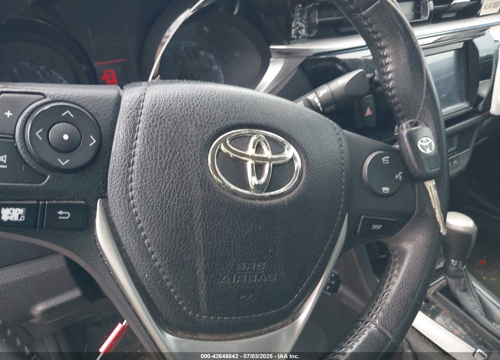2015 TOYOTA COROLLA VIN: 5YFBURHE3FP209605