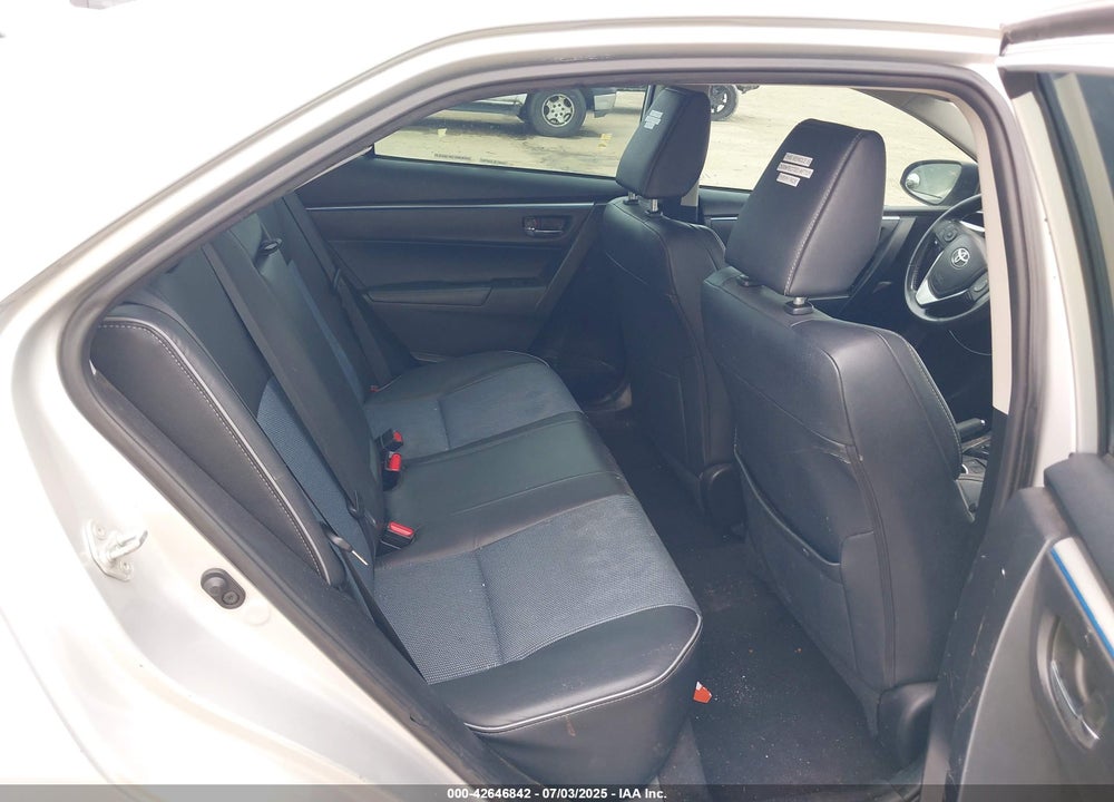 2015 TOYOTA COROLLA VIN: 5YFBURHE3FP209605