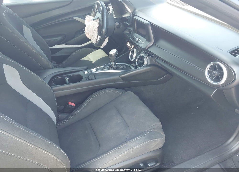 2019 CHEVROLET CAMARO 1LT VIN: 1G1FB3DS6K0134539