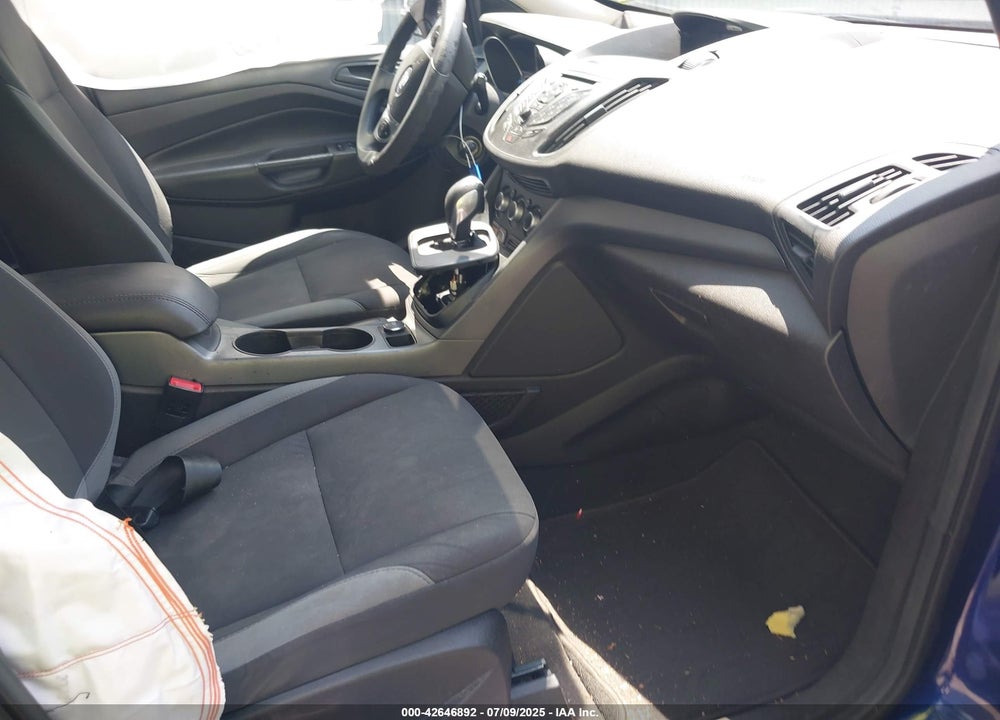 2015 FORD ESCAPE VIN: 1FMCU0F74FUA86528