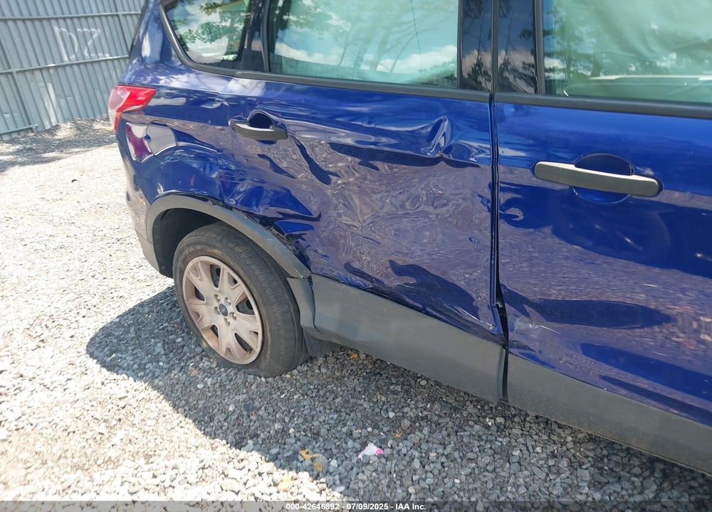 2015 FORD ESCAPE VIN: 1FMCU0F74FUA86528