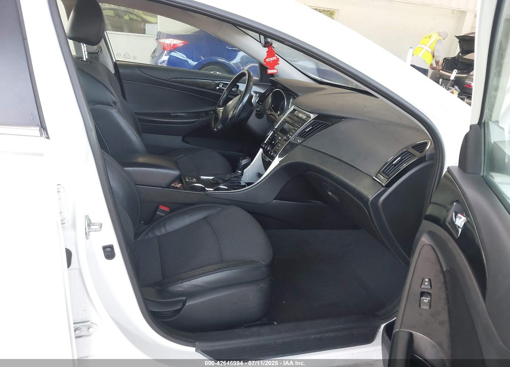 2014 HYUNDAI SONATA VIN: 5NPEC4AC0EH921254