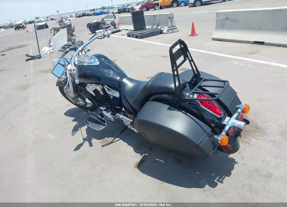 2015 HONDA VT1300 CT VIN: JH2SC6675FK500506