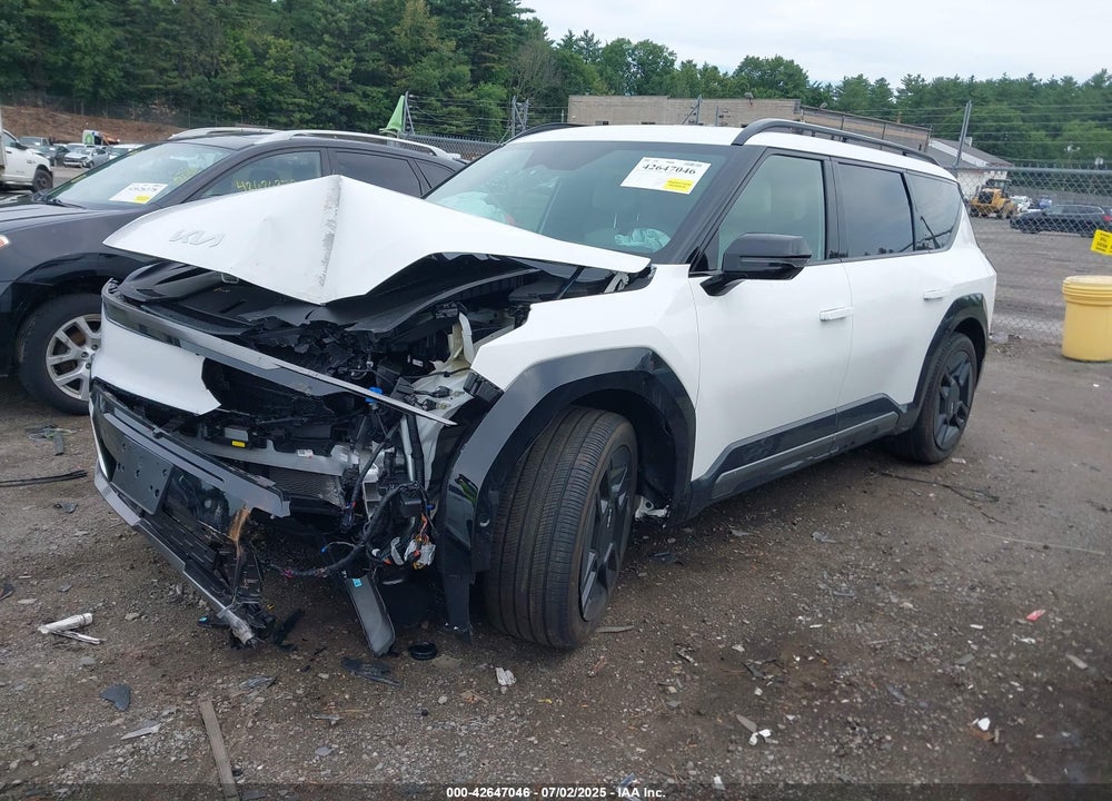 2025 KIA EV9 VIN: KNDAEFS56S6053741