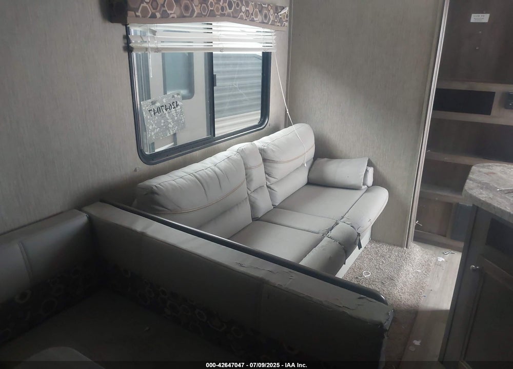 2019 COLEMAN OTHER VIN: 4YDT31426KH932968