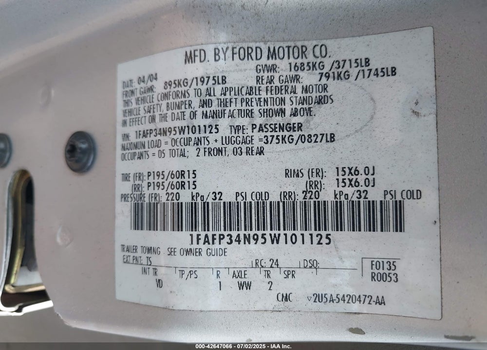2005 FORD FOCUS ZX4 VIN: 1FAFP34N95W101125