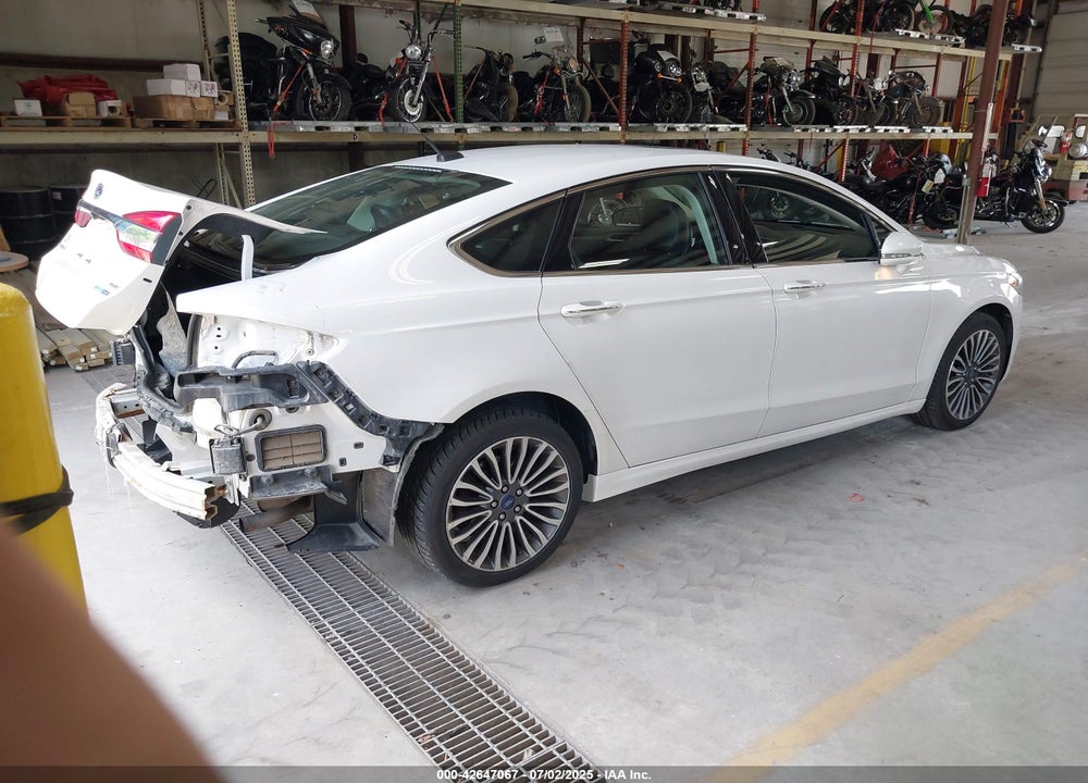 2017 FORD FUSION VIN: 3FA6P0T91HR220913