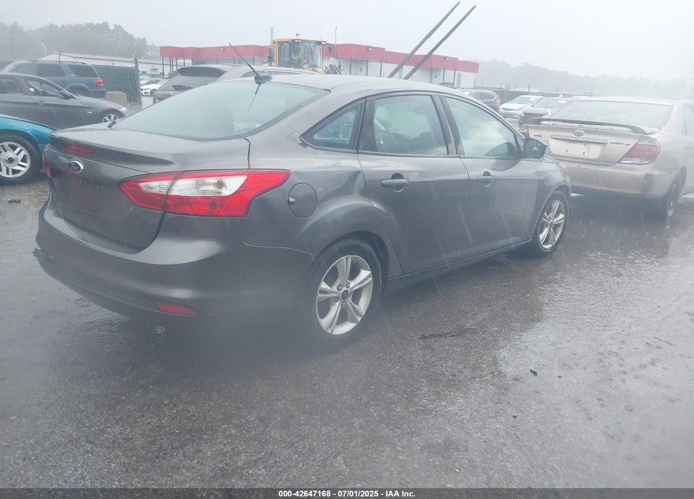 2014 FORD FOCUS SE VIN: 1FADP3F28EL448313
