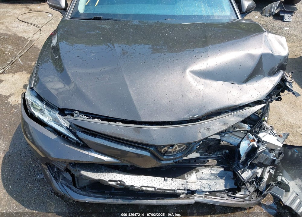 2018 TOYOTA CAMRY VIN: 4T1B11HK8JU007334