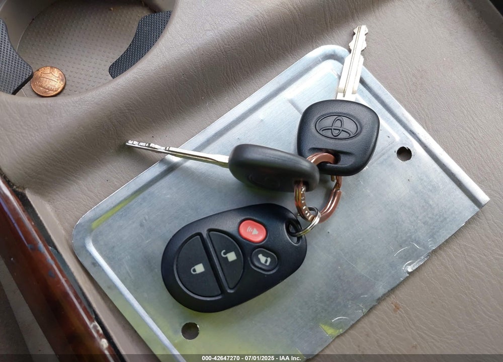 2004 TOYOTA SIENNA LE VIN: 5TDZA23C84S081189