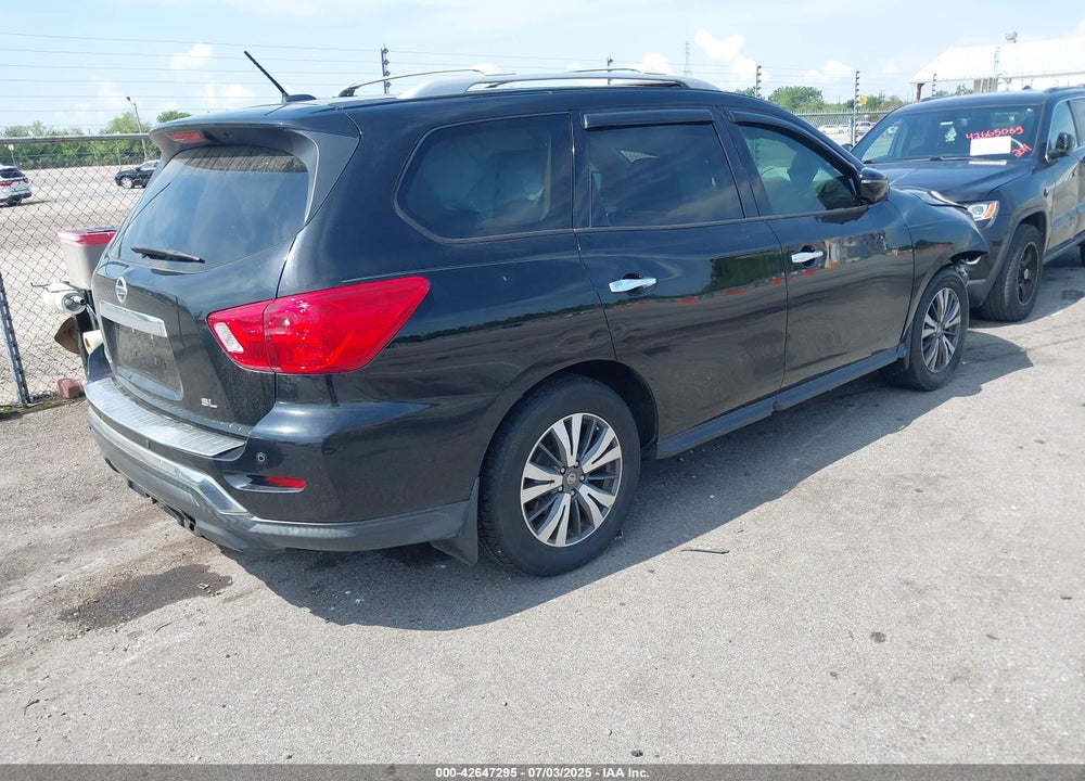 2017 NISSAN PATHFINDER SL VIN: 5N1DR2MNXHC649187