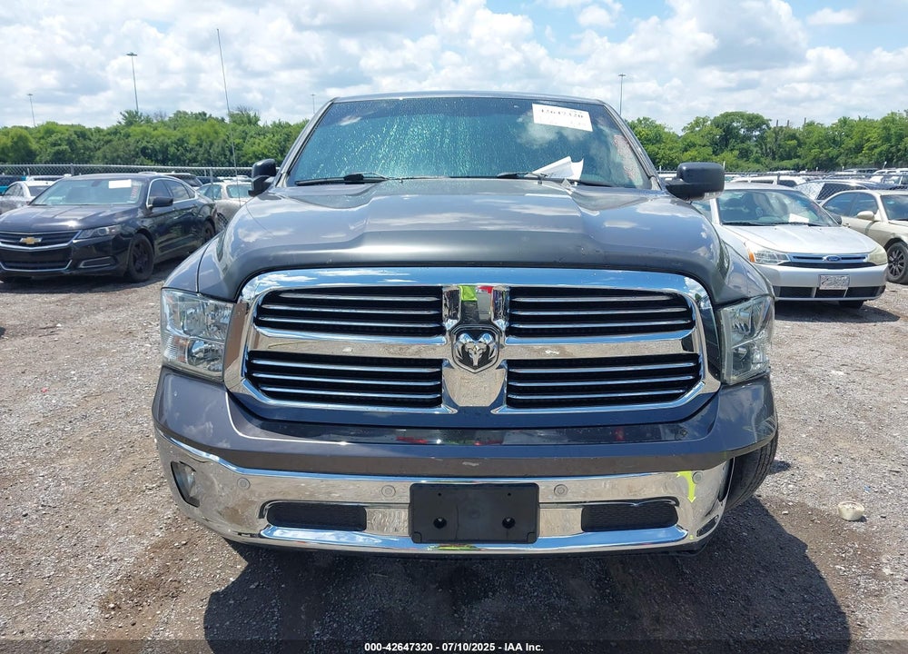 2016 RAM 1500 VIN: 1C6RR6LT5GS241970