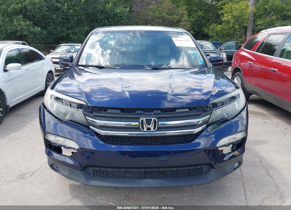 2017 HONDA PILOT VIN: 5FNYF5H57HB025053