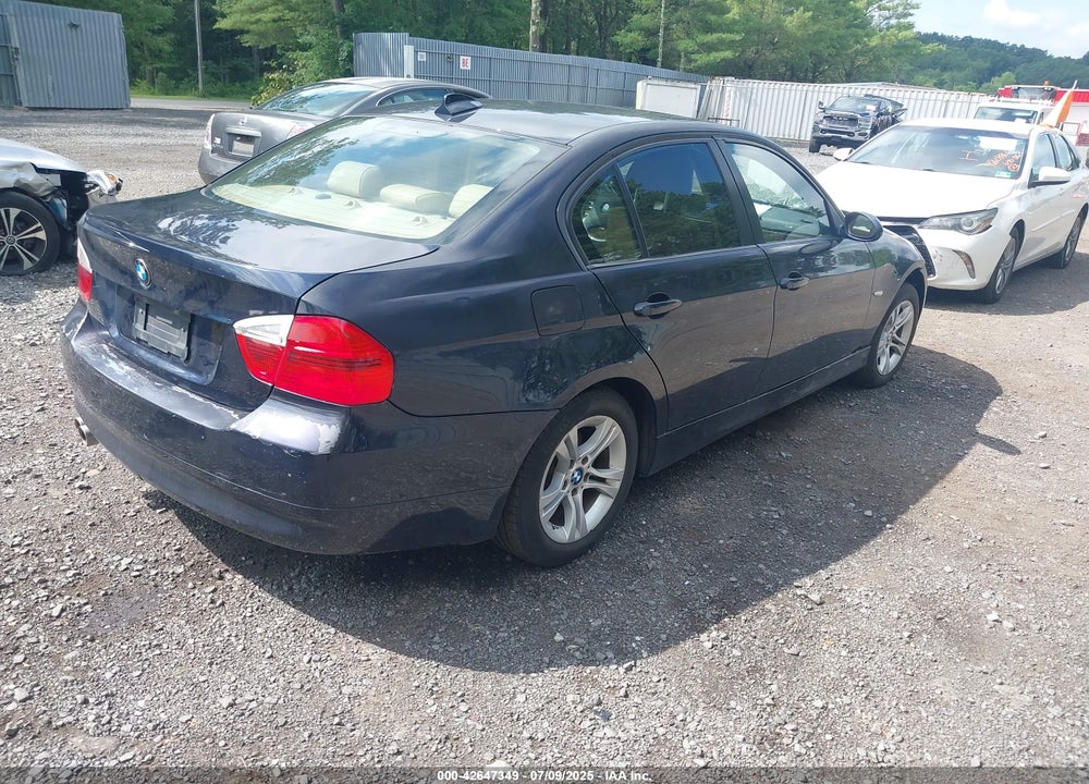 2008 BMW 328XI VIN: WBAVC93518K036382