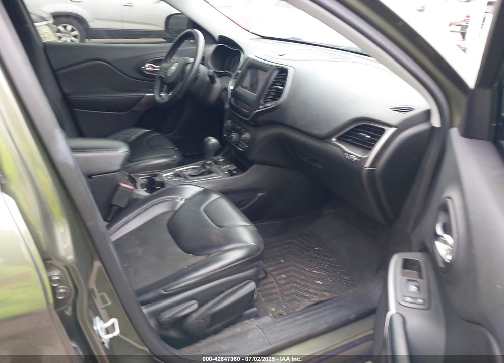 2019 JEEP CHEROKEE VIN: 1C4PJMLB2KD191884