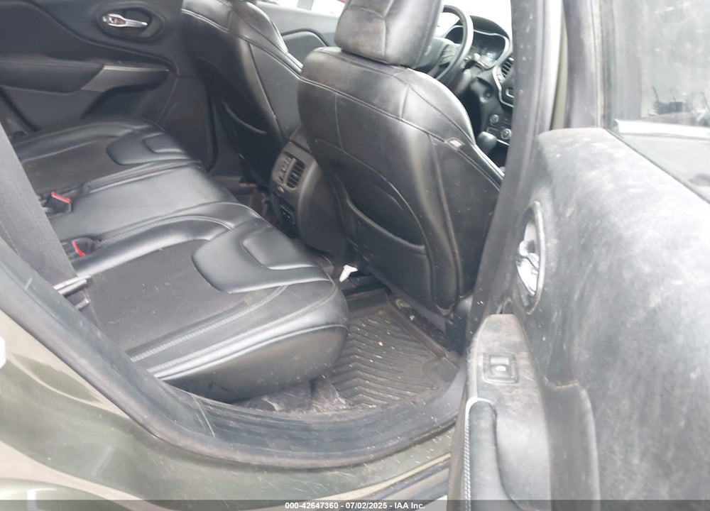 2019 JEEP CHEROKEE VIN: 1C4PJMLB2KD191884