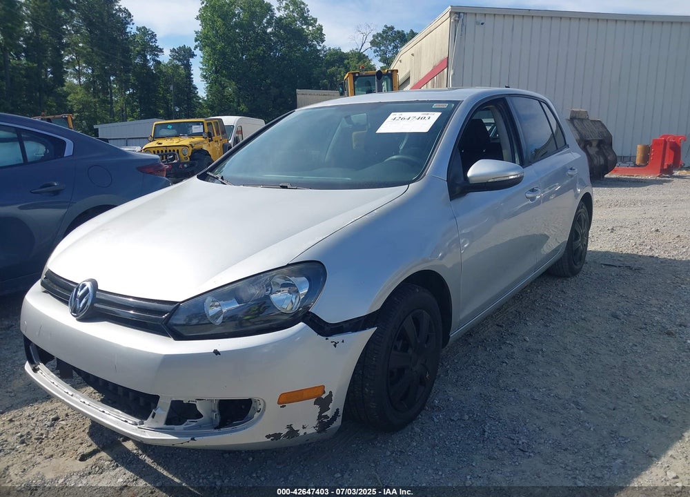 2011 VOLKSWAGEN GOLF VIN: WVWDB7AJ2BW057800