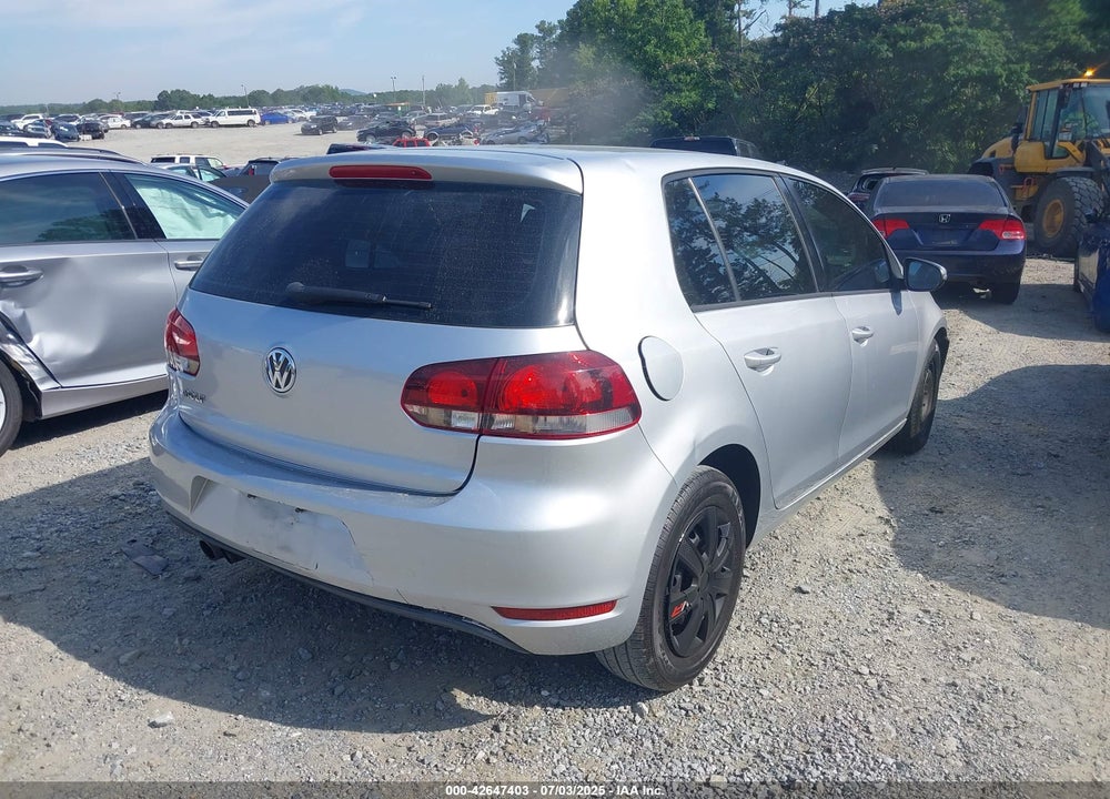 2011 VOLKSWAGEN GOLF VIN: WVWDB7AJ2BW057800