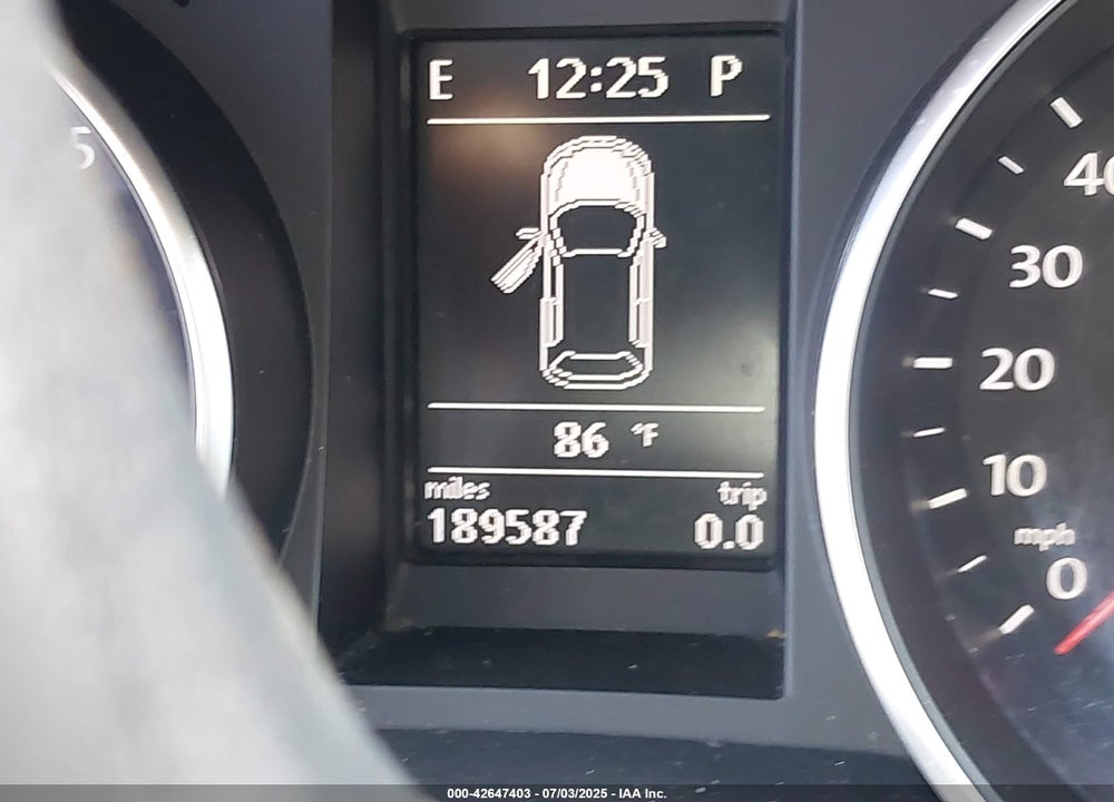 2011 VOLKSWAGEN GOLF VIN: WVWDB7AJ2BW057800