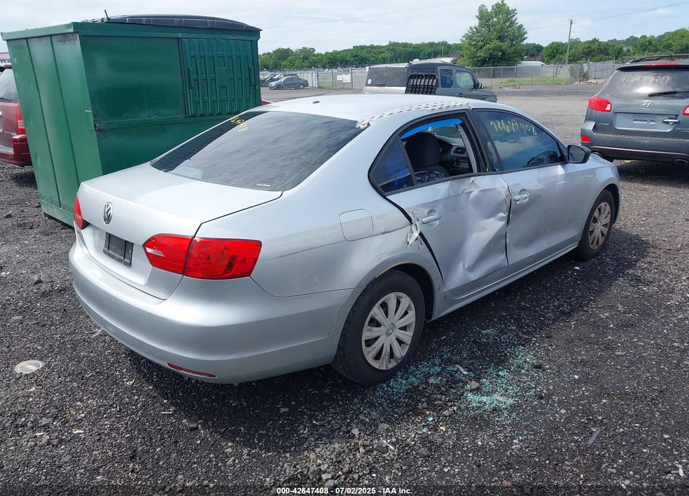 2014 VOLKSWAGEN JETTA VIN: 3VW2K7AJ7EM212611