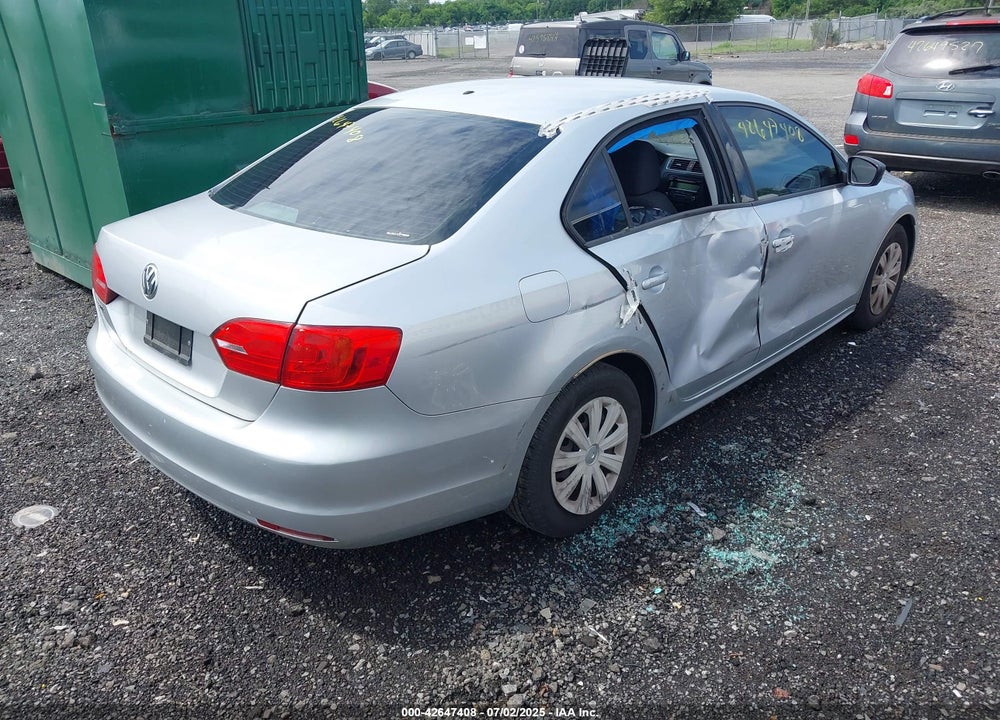 2014 VOLKSWAGEN JETTA VIN: 3VW2K7AJ7EM212611
