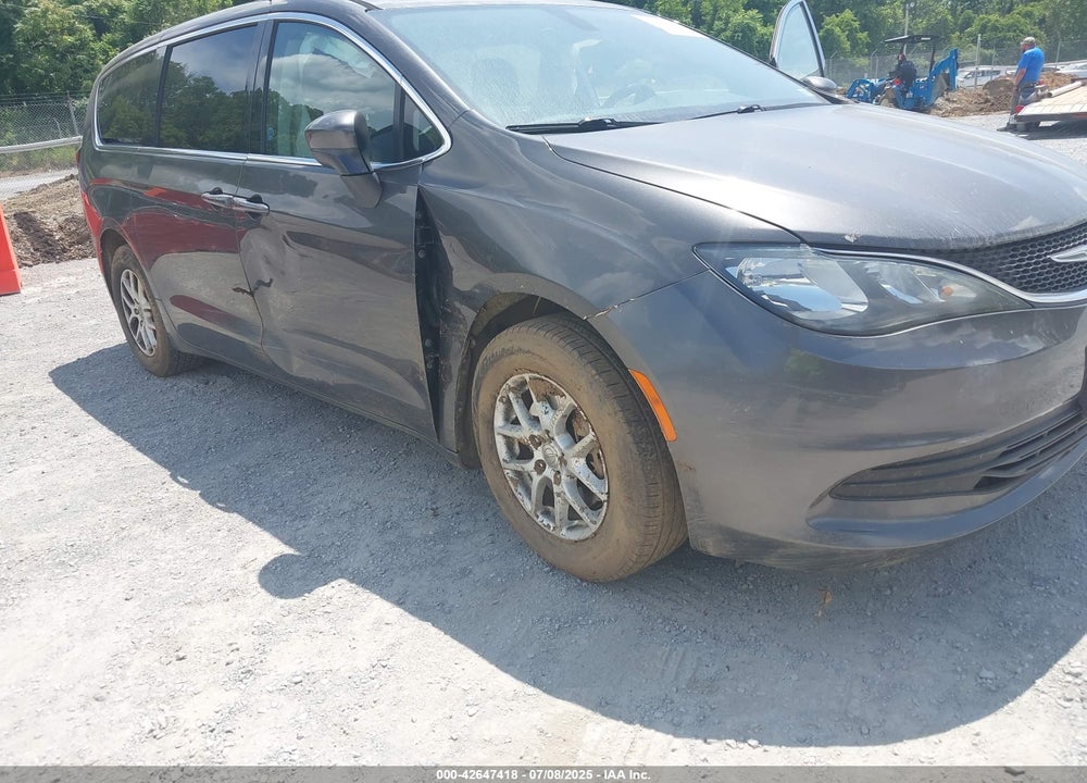 2017 CHRYSLER PACIFICA TOURING VIN: 2C4RC1DG4HR770716