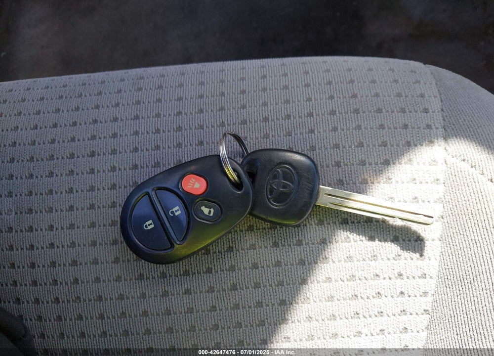 2006 TOYOTA SIENNA LE VIN: 5TDZA23C96S452315