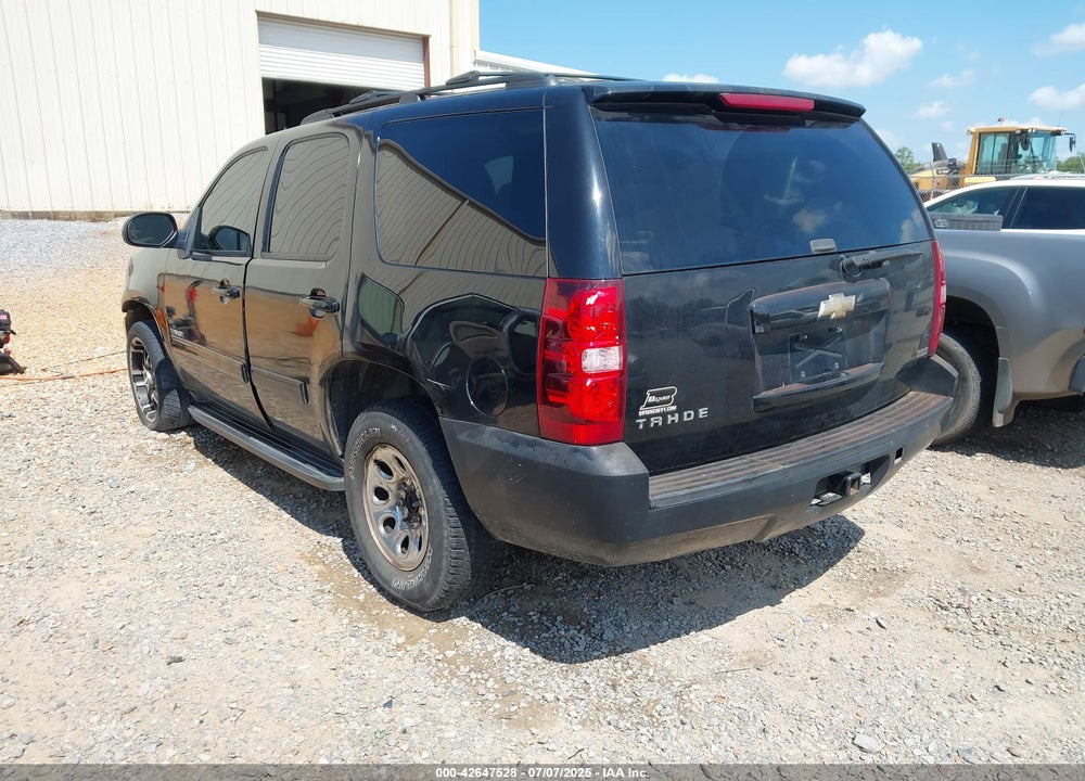 2011 CHEVROLET TAHOE LS VIN: 1GNSCAE07BR278849