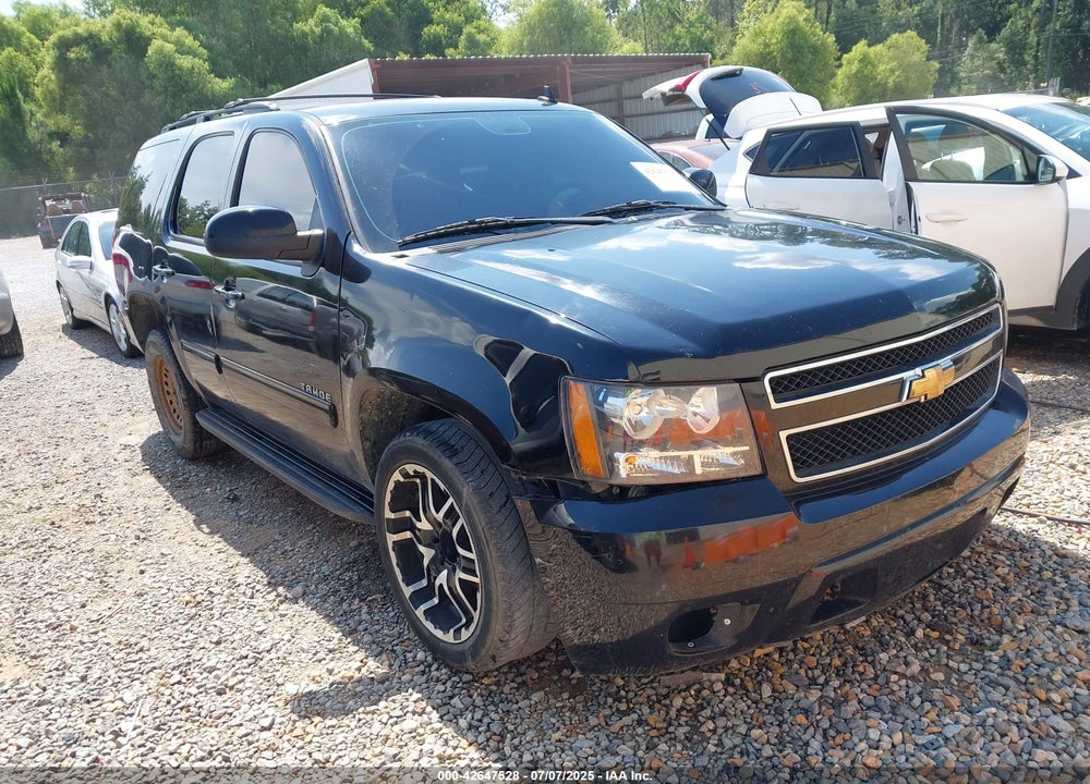 2011 CHEVROLET TAHOE LS VIN: 1GNSCAE07BR278849