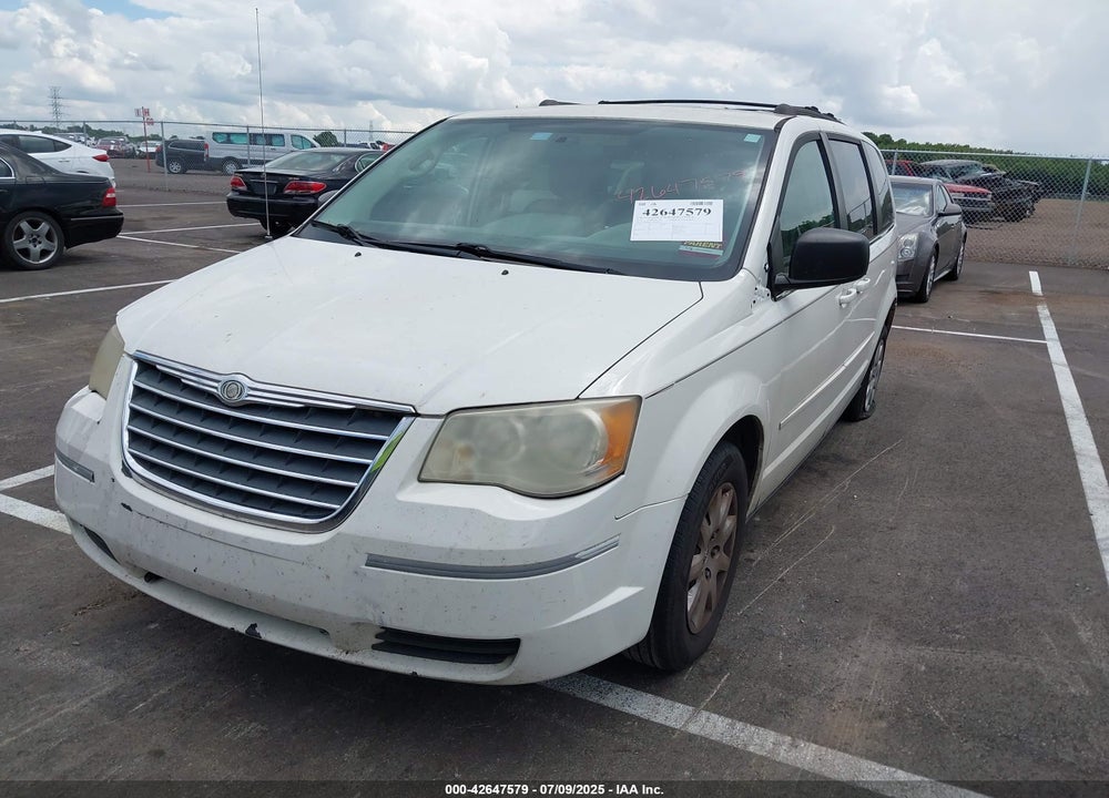 2010 CHRYSLER TOWN & COUNTRY LX VIN: 2A4RR4DE5AR186467
