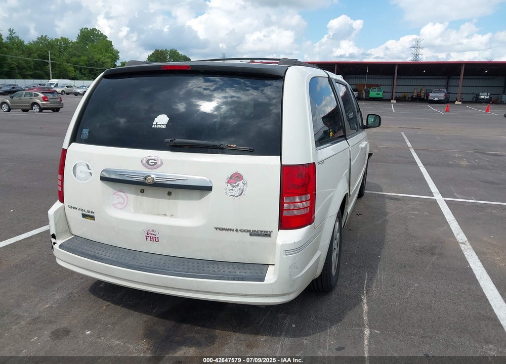 2010 CHRYSLER TOWN & COUNTRY LX VIN: 2A4RR4DE5AR186467