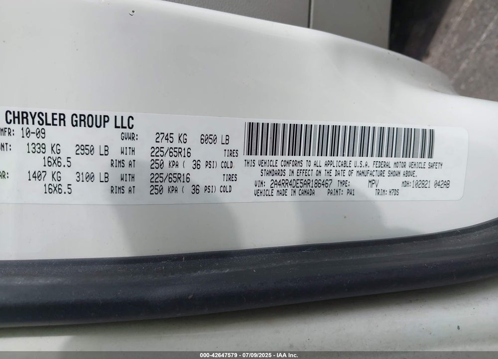 2010 CHRYSLER TOWN & COUNTRY LX VIN: 2A4RR4DE5AR186467