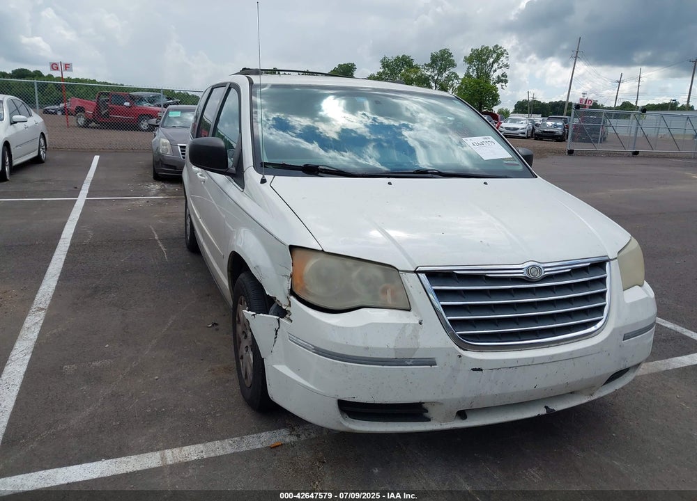 2010 CHRYSLER TOWN & COUNTRY LX VIN: 2A4RR4DE5AR186467