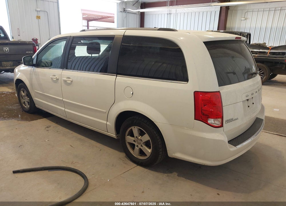 2011 DODGE GRAND CARAVAN VIN: 2D4RN5DG6BR660679