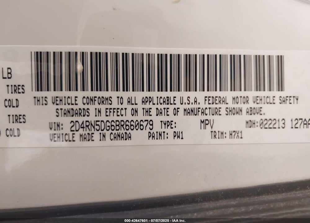 2011 DODGE GRAND CARAVAN VIN: 2D4RN5DG6BR660679