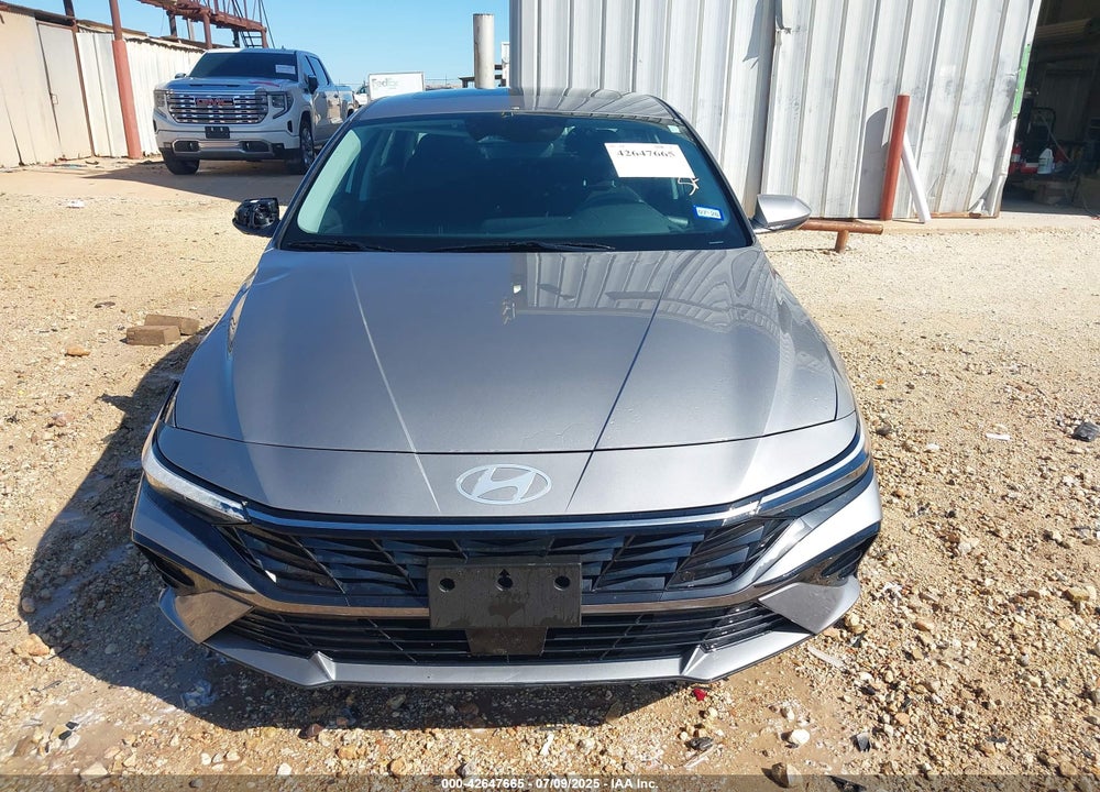 2024 HYUNDAI ELANTRA VIN: KMHLS4DG8RU825050