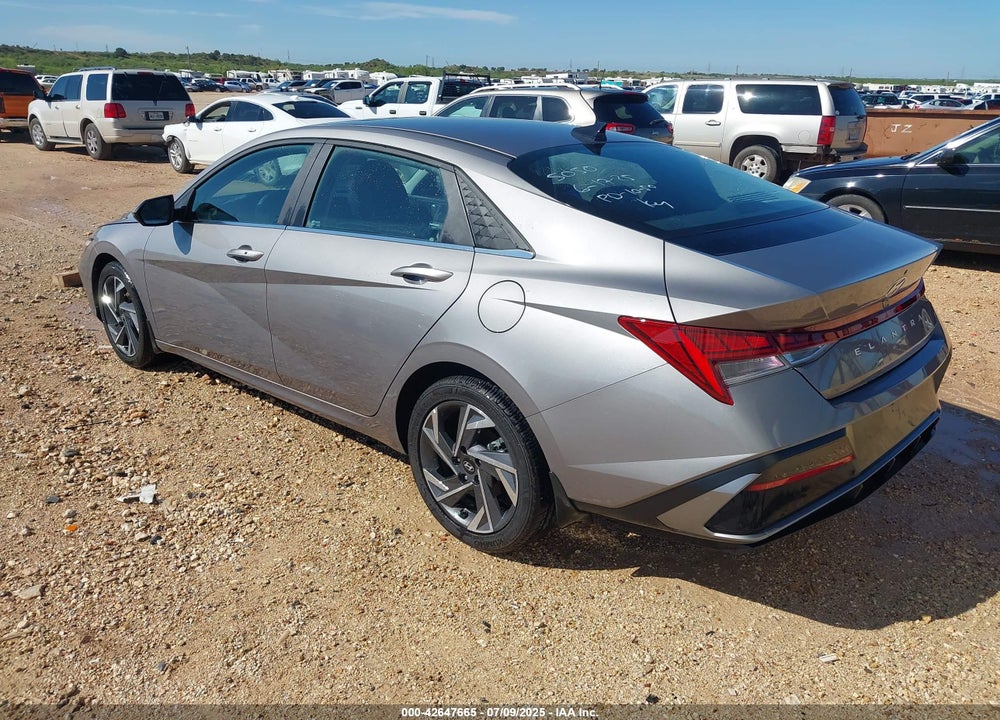 2024 HYUNDAI ELANTRA VIN: KMHLS4DG8RU825050