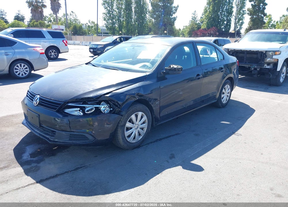 2013 VOLKSWAGEN JETTA 2.0L S VIN: 3VW2K7AJ2DM354895