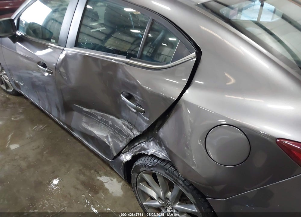 2018 MAZDA 3 VIN: 3MZBN1V38JM215236