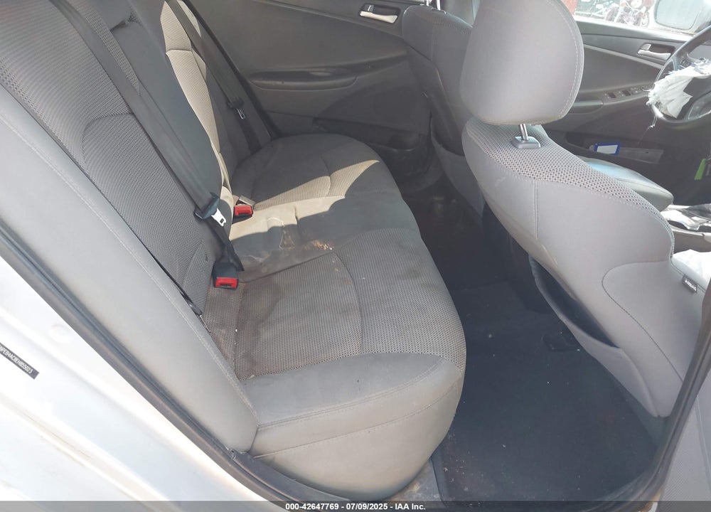 2014 HYUNDAI SONATA GLS VIN: 5NPEB4AC8EH855023