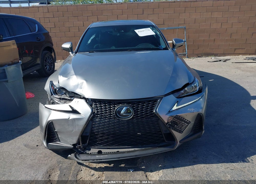 2018 LEXUS IS 300 VIN: JTHBA1D23J5075625