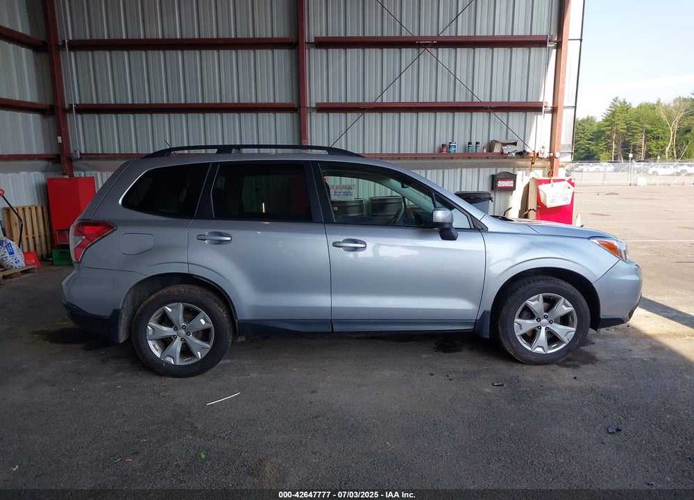 2014 SUBARU FORESTER VIN: JF2SJADC8EH541081