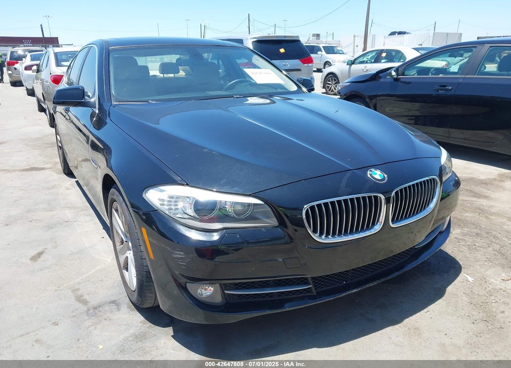2012 BMW 528I VIN: WBAXG5C57CDX03944