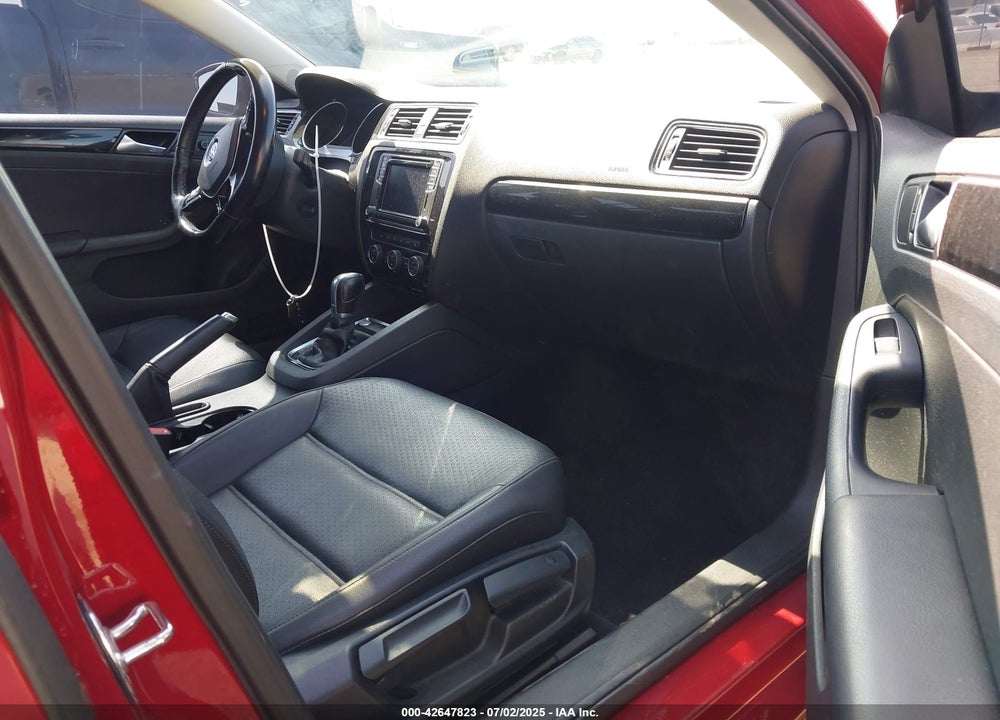 2017 VOLKSWAGEN JETTA VIN: 3VWL17AJ6HM296934