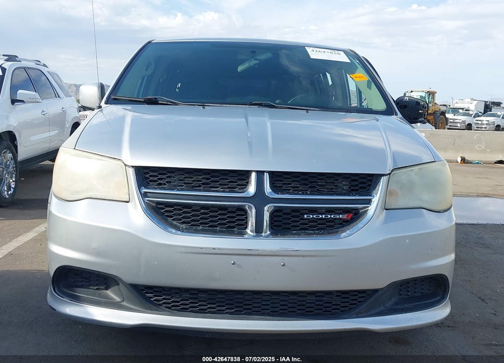 2012 DODGE GRAND CARAVAN VIN: 2C4RDGCG5CR384719