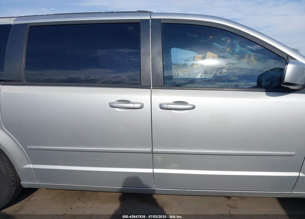 2012 DODGE GRAND CARAVAN VIN: 2C4RDGCG5CR384719