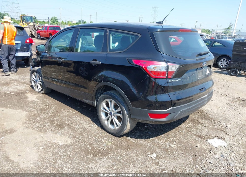 2018 FORD ESCAPE S VIN: 1FMCU0F77JUC77935