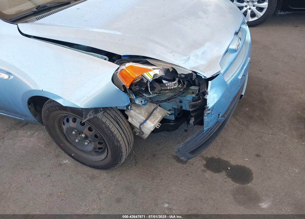 2010 HYUNDAI ACCENT VIN: KMHCM3AC5AU150929