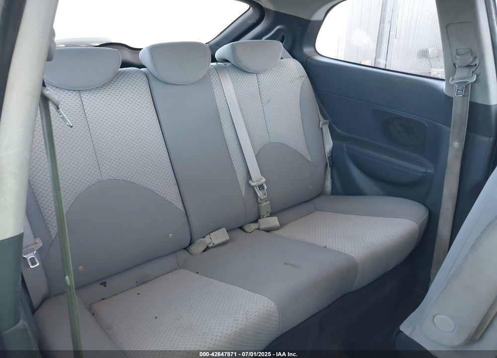 2010 HYUNDAI ACCENT VIN: KMHCM3AC5AU150929